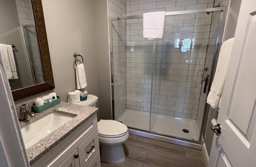Marco Island Hotel | Lakeview Superior One-Bedroom Suite