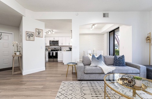 Delray Beach House | Lakeview Townhome Delray Beach in Gated Community