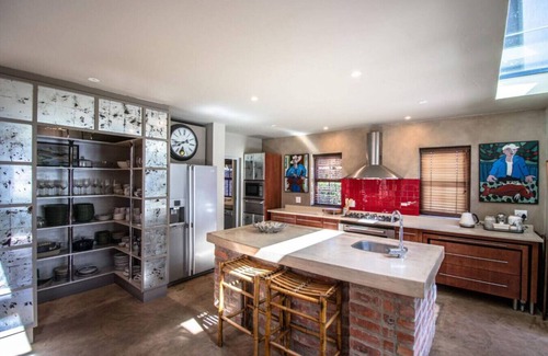 Hermanus Villa | Lakeview Villa | Spacious Luxury | Bird lovers