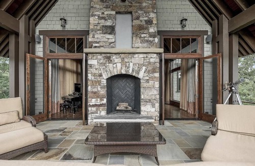 Bryson City Cabin | Lakewood Pointe - Free Local Brewery Tour Passes + Beauty + Relaxing Lakeside