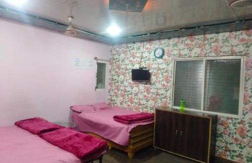 Ujjain House | Lakhdatar Guest house