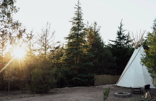 Paso Robles House | Lakota-Style Tipi Glamping Retreat in Paso Robles