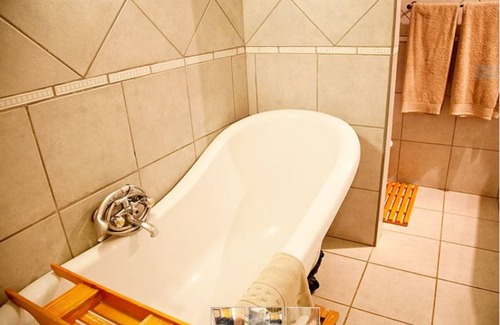 Louis Trichardt Hotel | Lalapanzi Hotel and Conference Centre