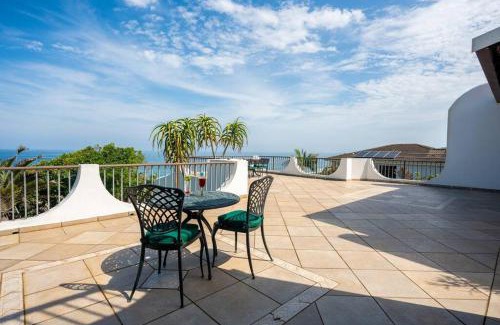 Shaka's Rock Villa | Lalaria Ocean Villa