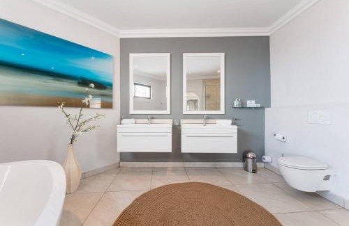 Shaka's Rock Villa | Lalaria Ocean Villa
