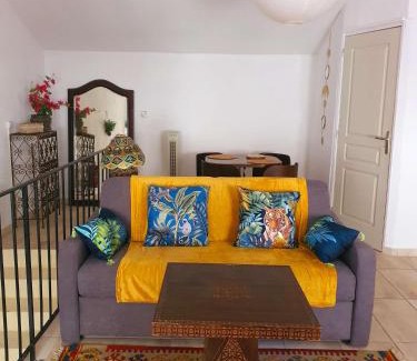 Puget-Ville Apartment | LAlcove dApsara