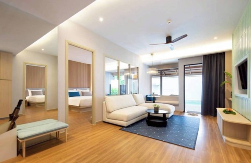 Thep Kasattri Resort | Lalynn Resort & Villas