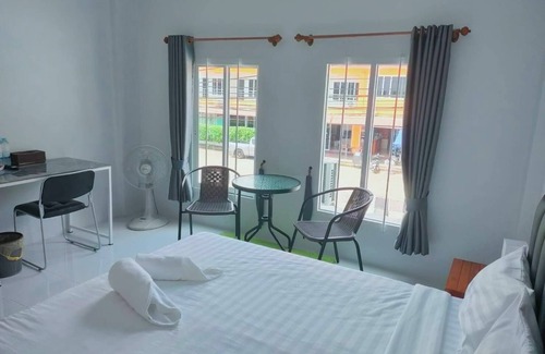Ranong Hotel | lamai inn