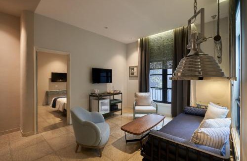 Jakarta Hotel | Lamandau House