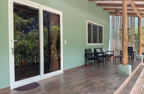 Los Pargos House | LaMar bungalow 3, quite and comfortable close to the beach and restaurants.