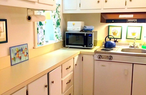 Barnstable Bed & Breakfast | Lamb and Lion Inn