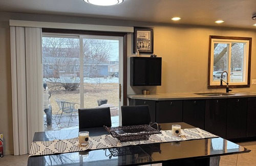 Ashwaubenon House | Lambeau Stadium & Titletown District 1 Block Away - 4 Bedrooms Across From Park