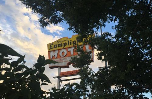 Longmont Hotel | Lamplighter Motel