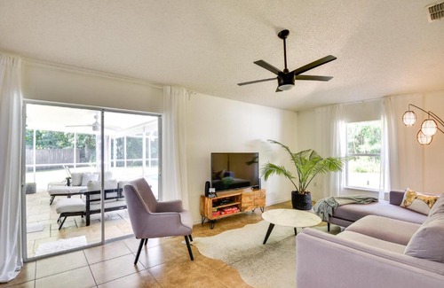 Palm Coast House | Lanai and Fire Pit Peaceful Palm Coast Home!