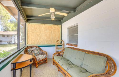 Chiefland Apartment | Lanai and Fire Pit Riverfront Studio in Chiefland!
