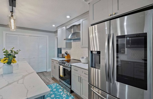 Clearwater House | Lancaster Perfect Vacation HOME - Pool Heating Avail