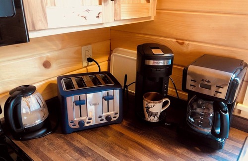 Spring City Cabin | Lancaster Tiny-House in the Woods with Private Finnish Sauna at Watts Bar Lake!