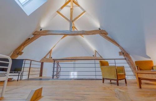 Chapaize House | Lancharre