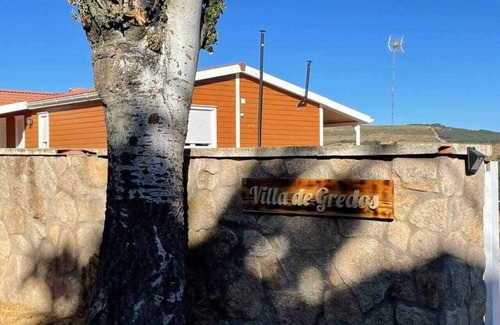 Navarredonda de Gredos Apartment | Land. Beautiful apartment. Villa de Gredos