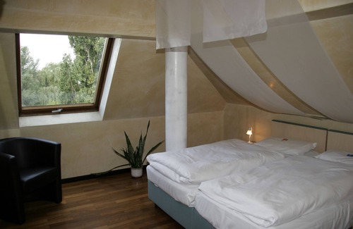 Dabendorf Hotel | Land Gut Hotel Weisser Schwan