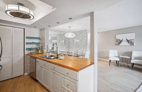 Sunset Beach Condo | Land's End 306 bldg 1| Stunning Views| Amenities|