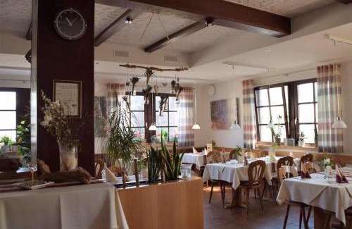 Mernes Hotel | Landgasthof Zum Jossatal