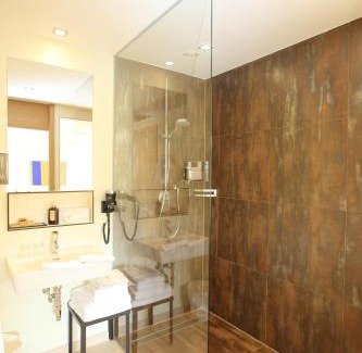 Glanz an der Weinstrasse Hotel | Landgut am Pößnitzberg