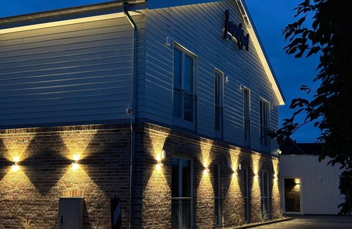 Langenhorn Apartment | Landgut Nordlicht, Whirlpool, Infrarotsauna, Klima, Hunde