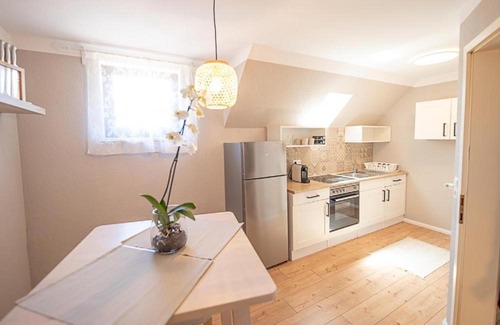 Krumpendorf am Woerther See Apartment | Landhaus Appartements Gretl by S4Y