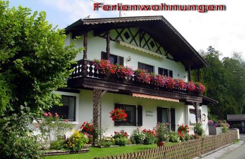 Grainau Apartment | Landhaus Waldrebe