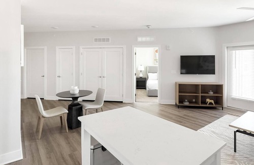 Belle Mina Apartment | Landing | Amazing 1BD, Clubhouse, Courtyard
