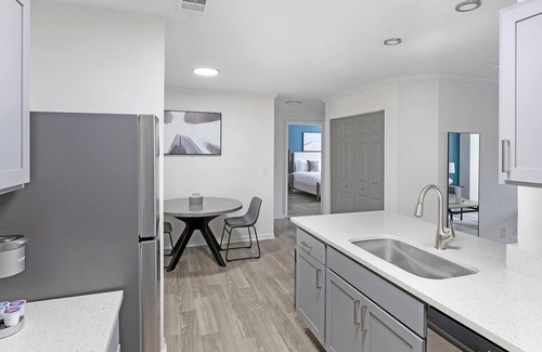 Murfreesboro Apartment | Landing | Amazing 2BD, Gym, Courtyard