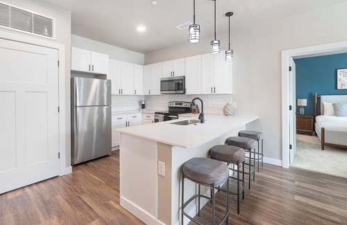 Goodyear Apartment | Landing | Amazing 2BD, Clubhouse