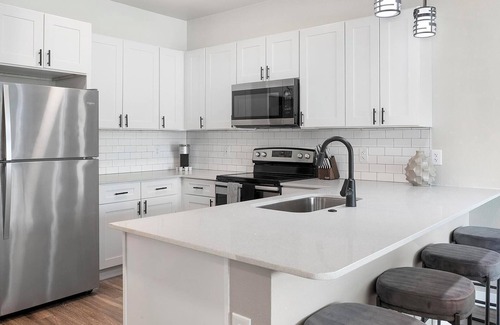 Goodyear Apartment | Landing | Amazing 2BD, Clubhouse