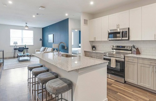 Fate Apartment | Landing | Amazing 2BD, Clubhouse, Gym