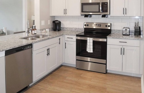 Fort Myers Apartment | Landing | Amazing 2BD, Yoga Studio, Pool