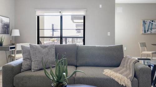 Warehouse District Apartment | Landing Apartments - Phoenix Warehouse District