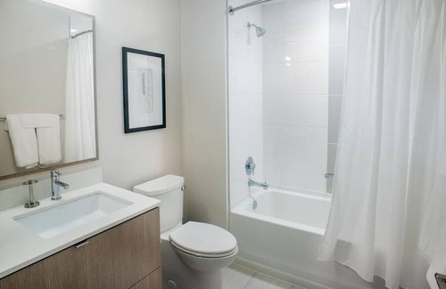 Little Italy Apartment | Landing at 1405 Point - 1 Bedroom in Fells Point