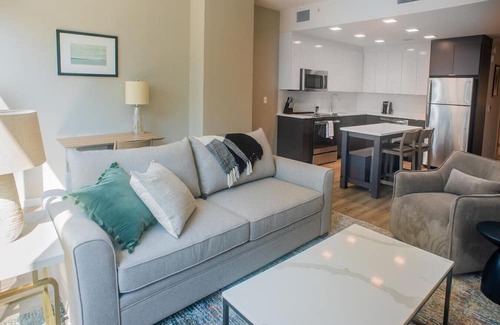 Little Italy Apartment | Landing at 1405 Point - 1 Bedroom in Fells Point