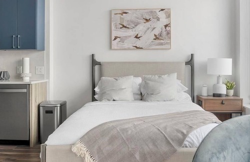 Music Row Apartment | Landing at 2010 West End - Studio in Midtown