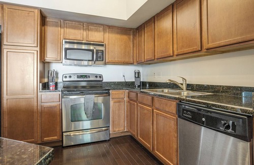 Flagler Village Apartment | Landing at Aviah - 2 Bedrooms in Central Fort L.