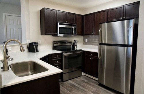 Southeast Colorado Springs Apartment | Landing at Bellaire Ranch - 2 Bedrooms in Downtown Colorado Springs
