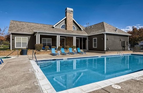 Southeast Colorado Springs Apartment | Landing at Bellaire Ranch - 2 Bedrooms in Downtown Colorado Springs