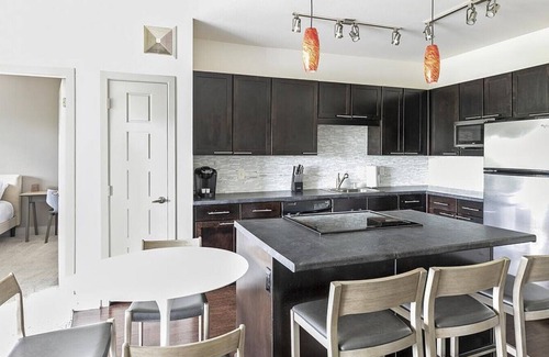Oak Cliff Apartment | Landing at Bellrock Bishop Arts - 2 Bedrooms in Oak Cliff