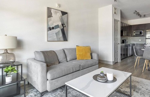 Oak Cliff Apartment | Landing at Bellrock Bishop Arts - 1 Bedroom in Oak Cliff