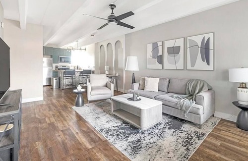 Congress Park Apartment | Landing at Black Swan - 1 Bedroom in Congress Park