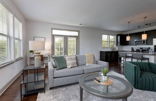 Franklin Apartment | Landing at Cadence Cool Springs - 1 Bedroom in Downtown Franklin