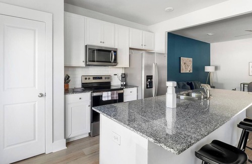 Summerville Apartment | Landing at Chamberlain Pines - 3 Bedrooms in Su.