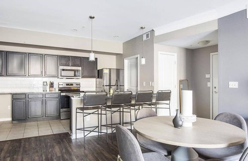 Overland Park Apartment | Landing at Corbin Crossing Apartments - 3 Bedrooms in Corbin Crossing