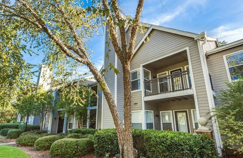 Cahaba Heights Apartment | Landing at Crowne at Overton Village - 2 Bedrooms in Cahaba Heights